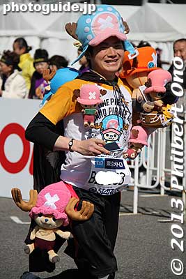 How did she run with all that dangling around??
Keywords: tokyo koto ward big sight marathon 2013