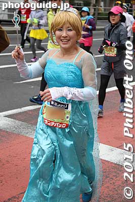 Frozen
Keywords: tokyo marathon 2015 runners costumes cosplayers japancosplayer