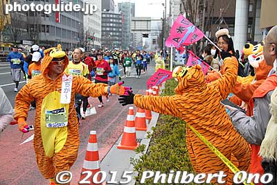 Tigers
Keywords: tokyo marathon 2015 runners costumes cosplayers