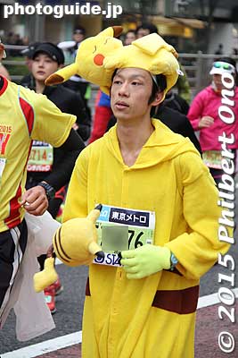 Pikachu
Keywords: tokyo marathon 2015 runners costumes cosplayers