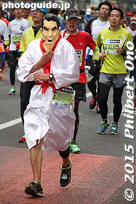 Inoki
Keywords: tokyo marathon 2015 runners costumes cosplayers