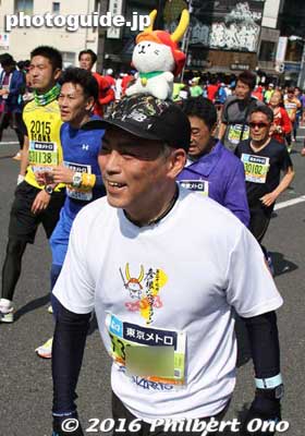 Hiko-nyan from Shiga Prefecture at 2016 Tokyo Marathon.
Keywords: tokyo marathon 2016 cosplayer runners costumes fromshiga