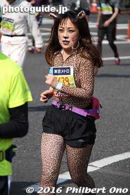 Meow
Keywords: tokyo marathon 2016 cosplayer runners costumes japancosplayer