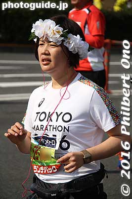 Aloha
Keywords: tokyo marathon 2016 cosplayer runners costumes