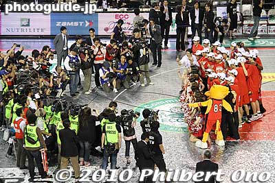 Phoenix group photo
Keywords: tokyo koto-ku ward ariake Coliseum bj league pro basketball osaka evessa higashi-mikawa hamamatsu phoenix