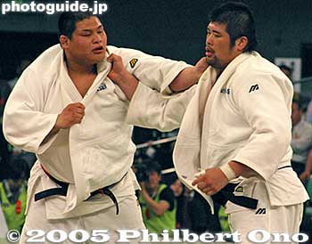 Yohei Takai vs. Tatsuhiro Muramoto (semi-final)
Keywords: tokyo budokan kudanshita judo
