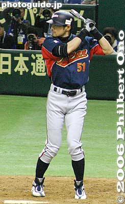 Ichiro at bat
Keywords: tokyo dome world baseball classic