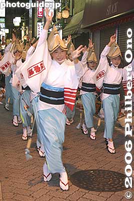 Goraku-ren 伍楽連
Keywords: tokyo suginami-ku koenji awa odori dance
