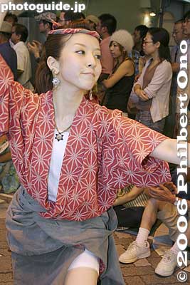 Zomeki-renju 騒連中
Keywords: tokyo suginami-ku koenji awa odori dance festival