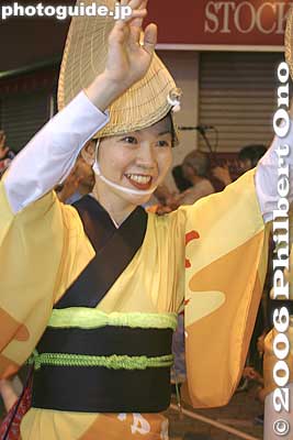 Tengu-ren 天狗連
Keywords: tokyo suginami-ku koenji awa odori dance festival
