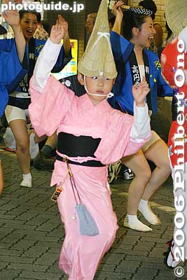 Child dancer
Keywords: tokyo suginami-ku koenji awa odori dance festival matsuri woman women kimono children