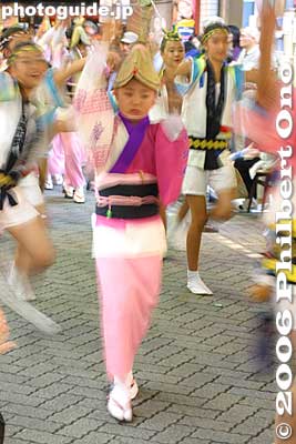 Keywords: tokyo suginami-ku koenji awa odori dance festival matsuri children kimono