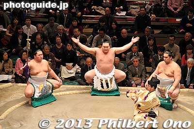 Yokozuna Hakuho
Keywords: tokyo ryogoku kokugikan sumo ozumo rikishi wrestlers japankokugikan japansumo