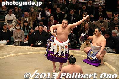 Yokozuna Harumafuji
Keywords: tokyo ryogoku kokugikan sumo ozumo rikishi wrestlers japankokugikan japansumo