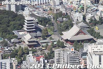 Asakusa Kannon temple, Sensoji as seen from Tokyo Skytree.
Keywords: tokyo sumida-ku ward sky tree tower