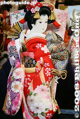Keywords: tokyo taito-ku ward asakusa sensoji temple hagoita-ichi battledore fair paddle matsuri festival