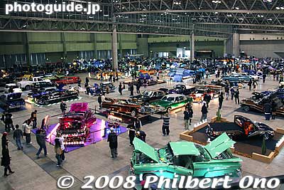 Six times a year in Japan, a lowrider car show is held in major cities. The Japan Tour starts and ends in Makuhari Messe in Makuhari, Chiba where these photos were taken on Nov. 23, 2008.
Keywords: tokyo chiba makuhari lowrider car show automobile vintage 
