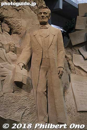 Abraham Lincoln sand sculpture.
Keywords: tottori Sand Museum sculptures