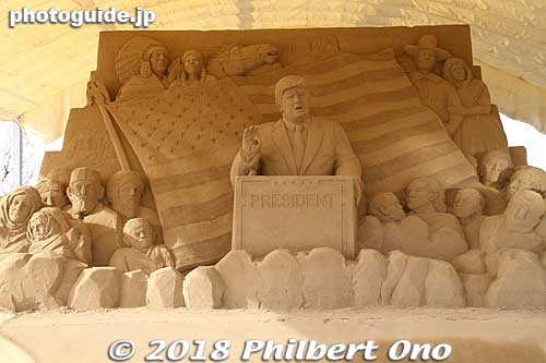 President Donald Trump as a sand sculpture in Tottori, Japan.
Keywords: tottori Sand Museum sculptures