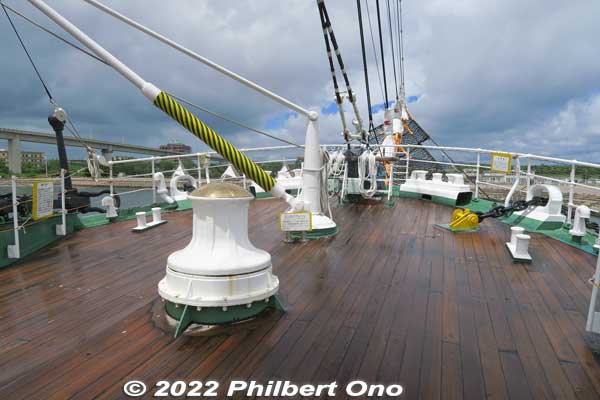 Forecastle deck near the bow.
Keywords: Toyama Shinko Port imizu kaio kaiwo maru museum ship