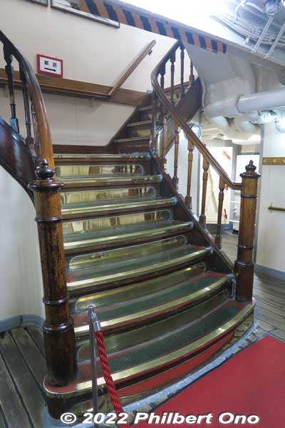 Staircase to upper deck.
Keywords: Toyama Shinko Port imizu kaio kaiwo maru museum ship