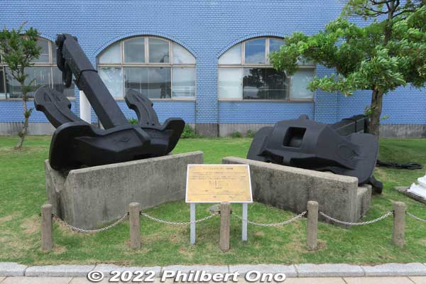Outside the Japan Sea Culture Center, anchors are displayed.
Keywords: Toyama Shinko Port imizu kaio kaiwo maru park japan sea center