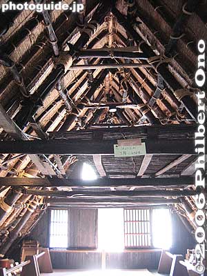 Inside Ainokura Folk Museum No. 1
Keywords: toyama nanto ainokura gassho-zukuri thatched roof house minka