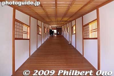 Inside Ohashiroka Bridge. The floor has planks of wood whose edges are kind of painful for bare feet. (You have to take off your shoes to enter.)
Keywords: wakayama castle 