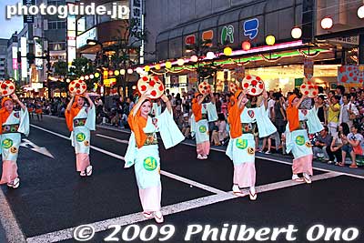 Also see [url=http://www.youtube.com/watch?v=Tu4X7ATHVOk]my YouTube video here.[/url]
Keywords: yamagata hanagasa matsuri festival tohoku flower hat dancers woman girls women kimono