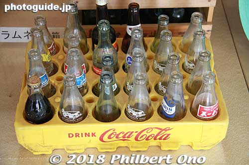 Old soda bottles like Fanta.
Keywords: yamaguchi hagi museum