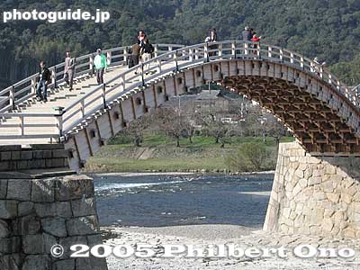Keywords: yamaguchi iwakuni kintaikyo bridge castle japanbuilding