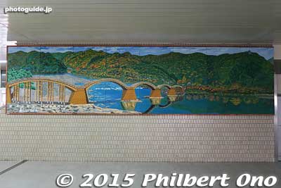 Painting of Kintaikyo Bridge inside Shin-Iwakuni Station.
Keywords: yamaguchi iwakuni kintaikyo bridge Shin-Iwakuni Station japanpaint