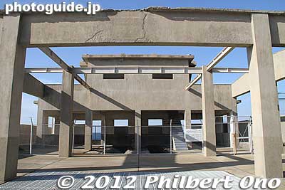 Remains of the kaiten manned torpedo launch-training facility on Ozushima island, Yamaguchi Prefecture. 	回天発射訓練基地跡
Keywords: yamaguchi ozushima island kaiten human manned torpedo suicide