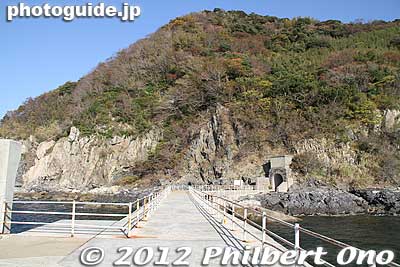 Way back to the tunnel.
Keywords: yamaguchi ozushima island kaiten human manned torpedo suicide