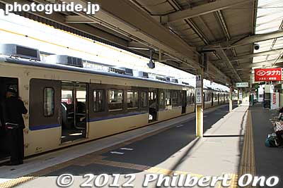 Keywords: yamaguchi shunan tokuyama station train