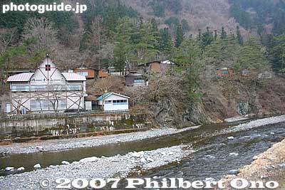 Camping bungalows along the river. For warmer months.
Keywords: yamanashi tabayama-mura village tama river tamagawa